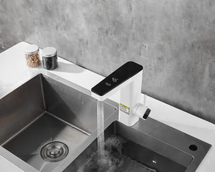 Водонагрівач 3,3 kW проточний, з індикатором температури, на мийку MIXXUS Electra 360-E (MX0775) — Photo 2