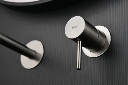 IMEX MONZA BRUSHED NICKEL Змішувач для умивальника зі стіни, матовий нікель — Photo 1