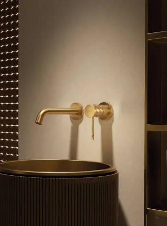 IMEX BLESS BRUSHED GOLD Змішувач для умивальника зі стіни, PVD матове золото — Photo 3