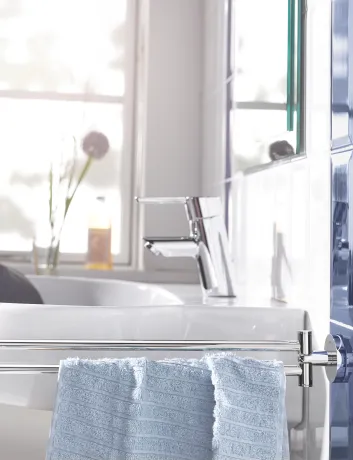 Подвійний тримач для рушників Grohe Essentials New (40371001) — Photo 4