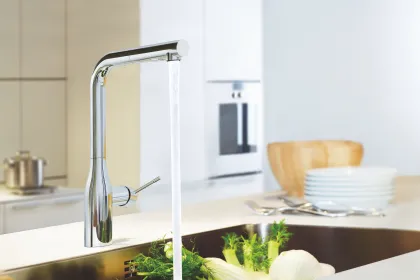 Змішувач для кухні з висувним виливом Grohe Essence New (30270000) — Photo 5