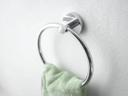 Набір аксесуарів 5 в 1 Grohe Essentials New (40344001) — Photo 3