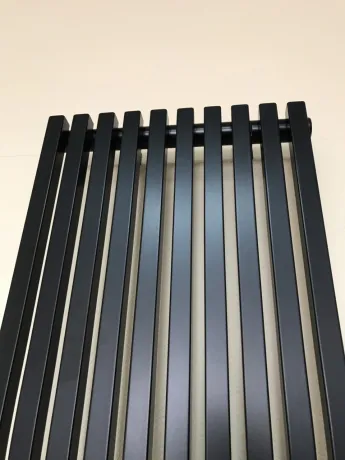 Дизайнерські радіатори Quantum 1 H-1800 мм, L-405 мм Betatherm нижнє підключення — Photo 8