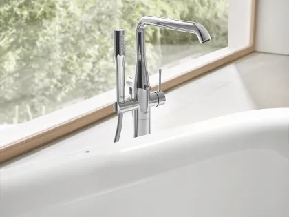 Підлоговий змішувач для ванни Grohe Essence New (23491001) — Photo 1