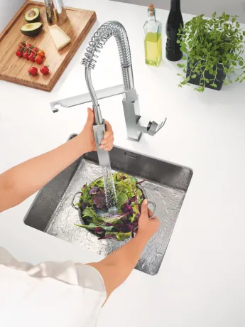 Змішувач для кухні з гнучким виливом Grohe Eurocube (31395DC0) — Photo 3