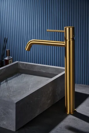IMEX MONZA BRUSHED GOLD Змішувач для умивальника високий, PVD матове золото — Photo 1