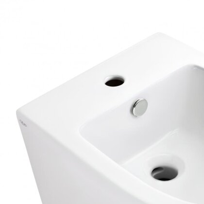 Біде підвісне Qtap Robin 495х370х325 White QT1355046FW — Photo 4