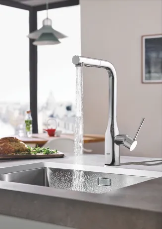 Змішувач для кухні з висувним виливом Grohe Essence New (30270000) — Photo 2