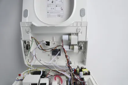 Унітаз-біде підвісний з електронним управлінням Koer TB-0101 Smart 590x375x335mm (KR6117) — Photo 24