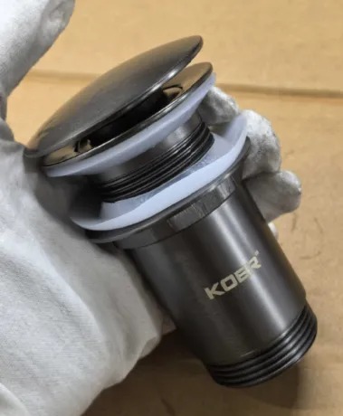 Донний клапан для раковини без переливу KOER PW-08-07 автоматичний (Click-Clack) (Колір графітовий) 1 1/4'' (KR6484) — Photo 13