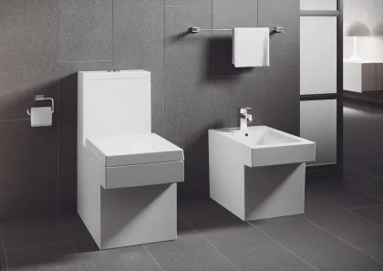 Набір аксесуарів 3 в 1 Grohe Essentials Cube New (40757001) — Photo 2