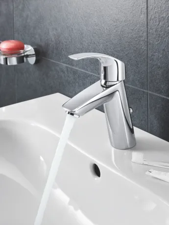 Змішувач для раковини M-розміру Grohe Eurosmart (23322001) — Photo 4