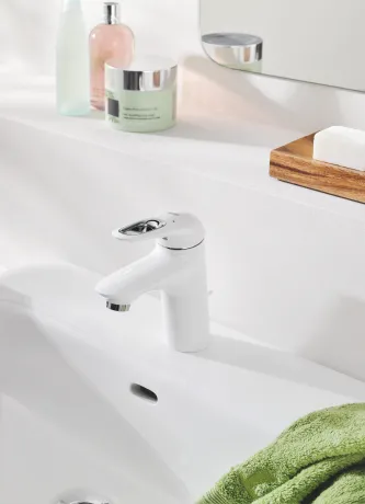 Змішувач для раковини S-розміру Grohe Eurostyle (33558LS3) — Photo 1