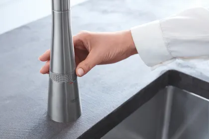Змішувач для кухні з висувним виливом Grohe Zedra SmartControl (31593DC2) — Photo 4
