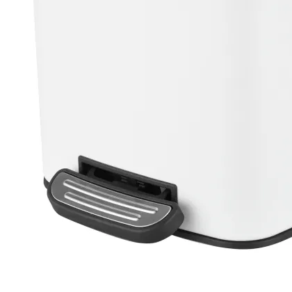 Відро для сміття з плавним закриттям квадратне ZERIX KUBIX-TC0106 WHITE 6 л (колір білий) (ZX6109) — Photo 1