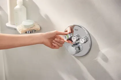 Душова система прихованого монтажу з термостатом Grohe Grohtherm SmartControl (34863000) — Photo 4